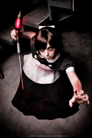 Illustration for article titled BioShock Takes Cosplay to Infinity and Beyond